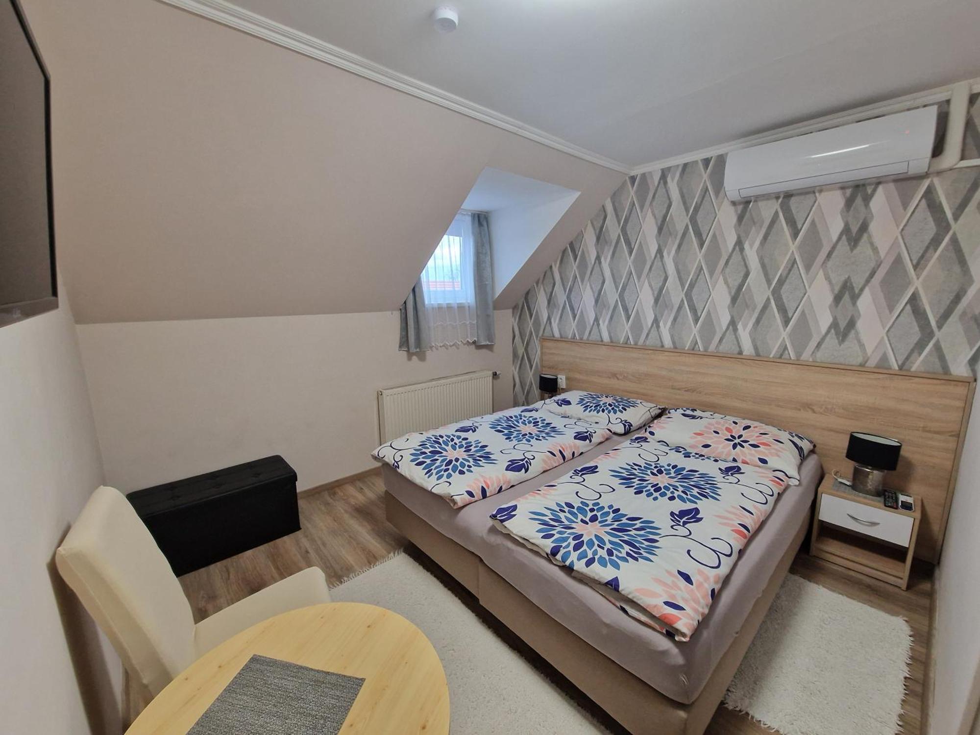 Hajnalka vendégház Bük Exterior foto